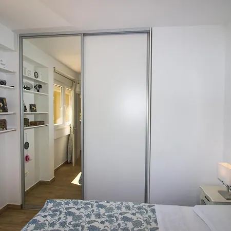 Brand New 1br Near Central Station, Old Town, Beach - 3 Minute Walking Lägenhet Split