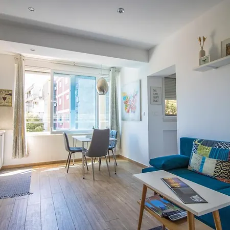 Appartement Brand New 1br Near Central Station, Old Town, Beach - 3 Minute Walking
